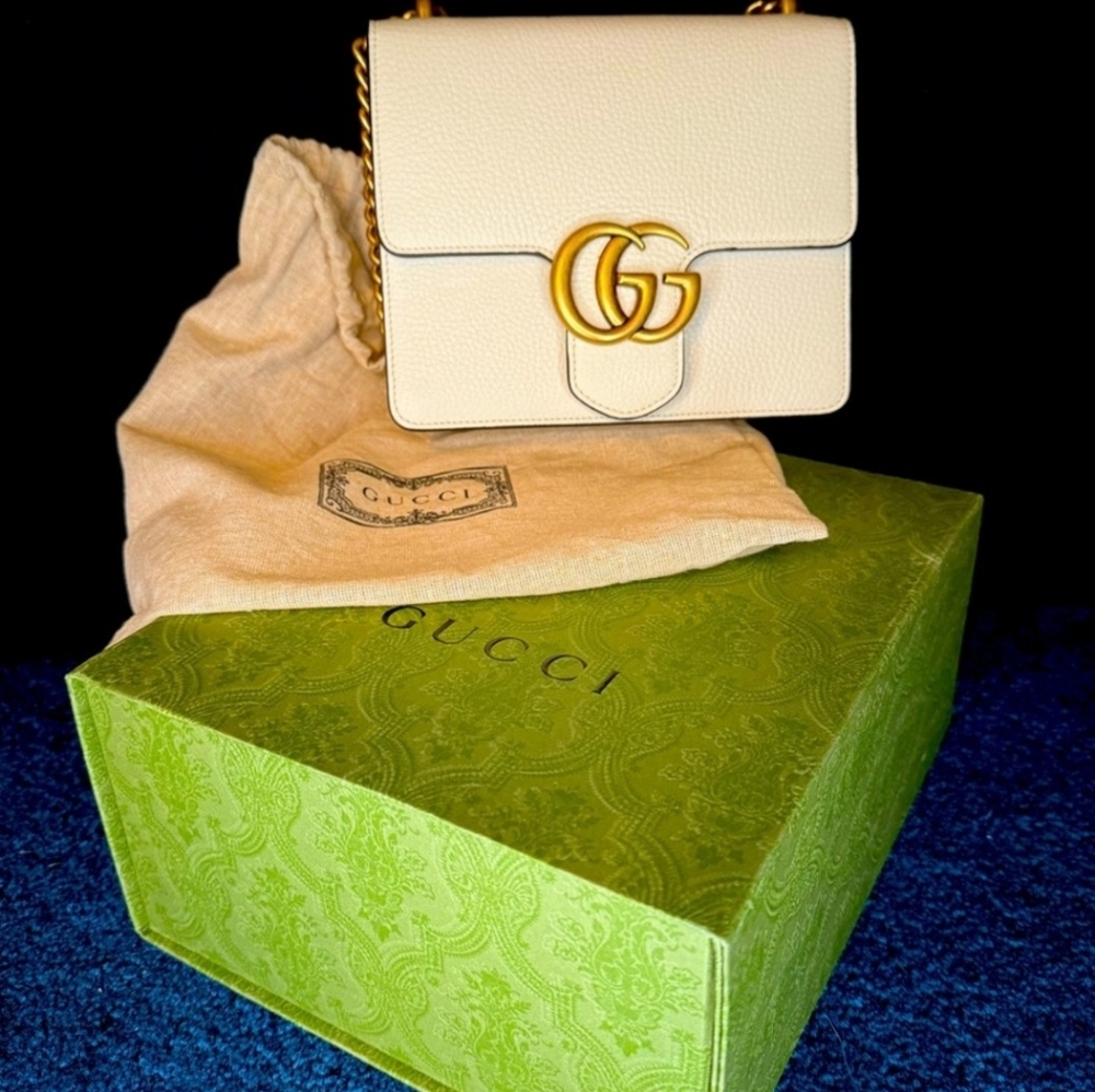 Gucci Cream GG marmont 
Mini Bag with Gold Hardware
